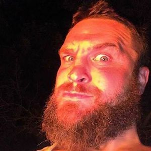 Meet your Posher, Davis